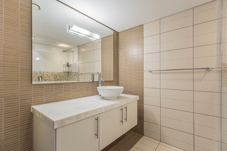To Let 2 Bedroom Property for Rent in Gardens Western Cape